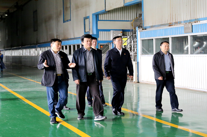 2019年5月8日，时任国度水利部原总工程师、水利部参咨委副主任委员汪洪光临J9集团纸业调研节水工作