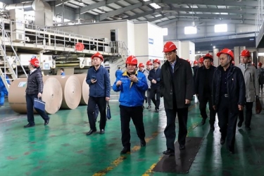 国度邮政局赵民一行光临J9集团调研快递包装绿色治理试点工作
